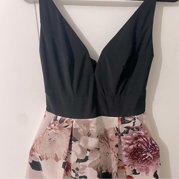 Floral dress - Picture 4 of 6